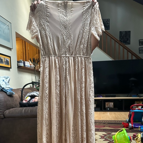 beautiful dress size L - Picture 4 of 7
